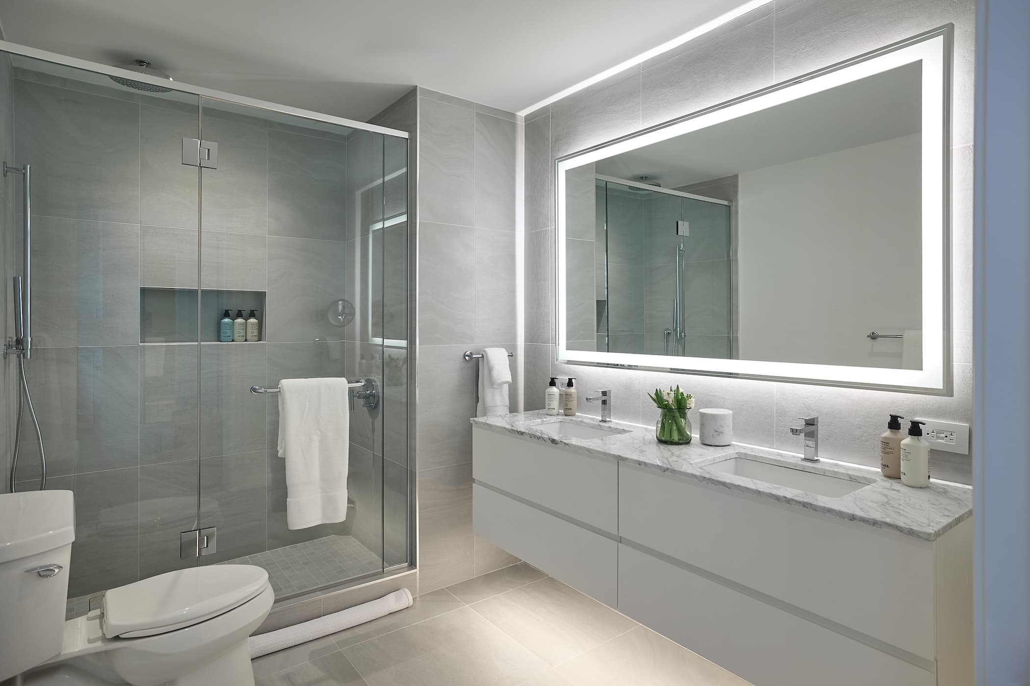 The Docent's Collection luxury lofts - Image 7